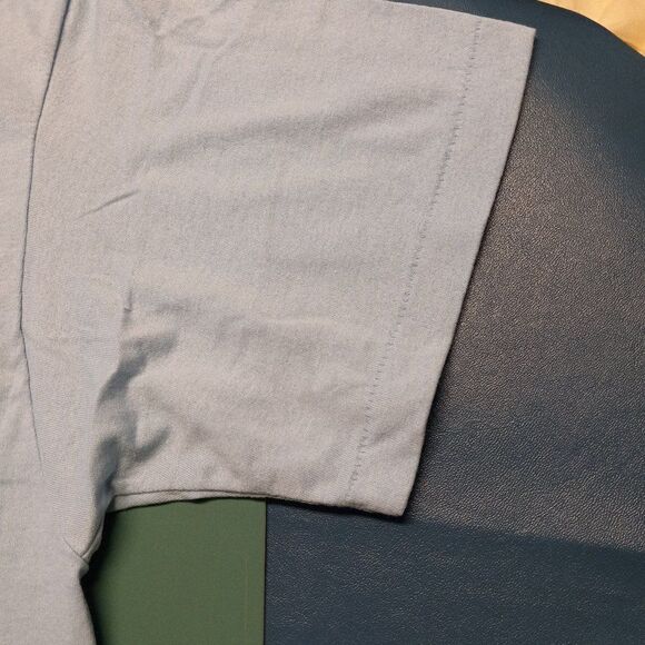 Vintage 39.999 & still holding... graphic Single Stitched T-shirt - Picture 3 of 8